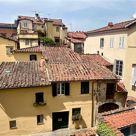 Casa Guinigi *